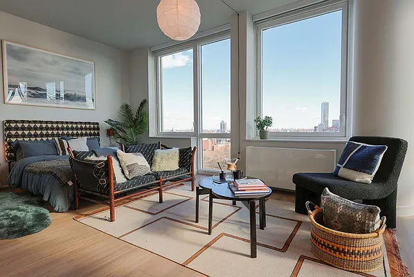 Massive Studio Apartment