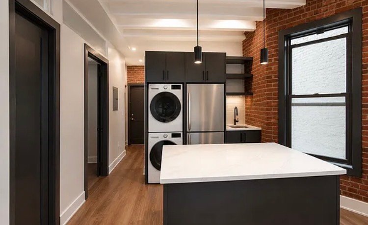 Luxurious 4 Bedroom Apartment