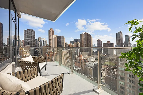 Luxurious 1 Bedroom Suite