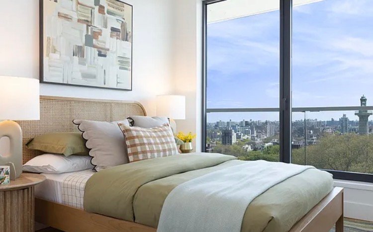 LUXURIOUS 2 BEDROOM APARTMENT