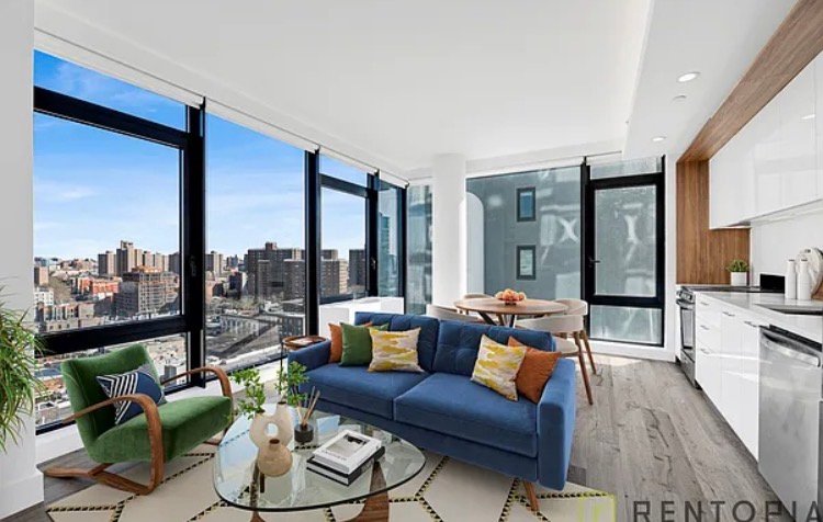 LUXURIOUS 2 BEDROOM APARTMENT