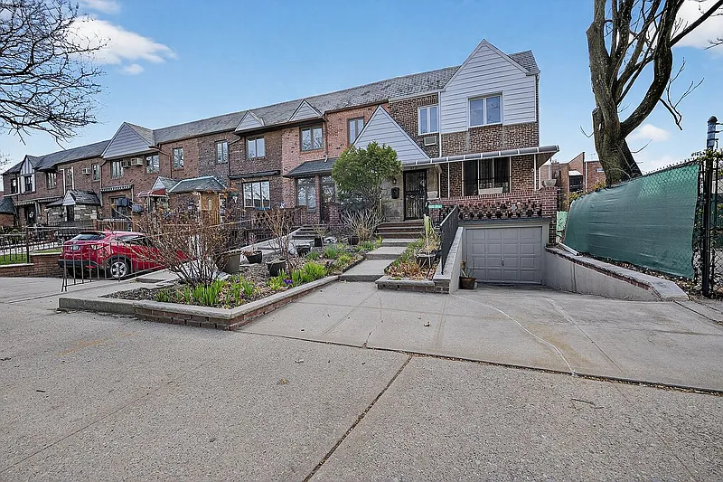 Luxurious 3 bedroom residential home