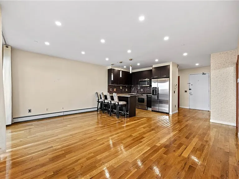 Beautiful 2 bedroom apartment