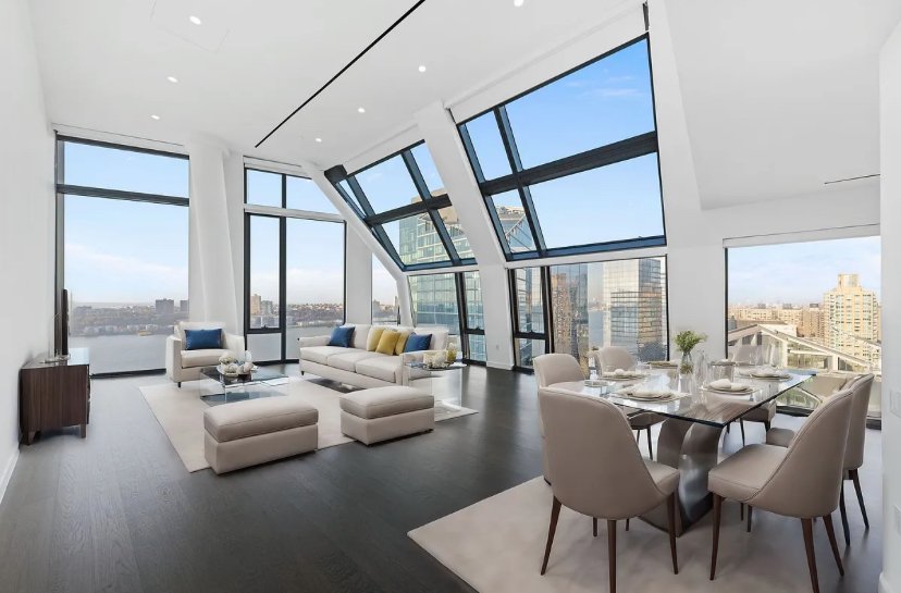 LUXURIOUS 4 BEDROOM PENTHOUSE